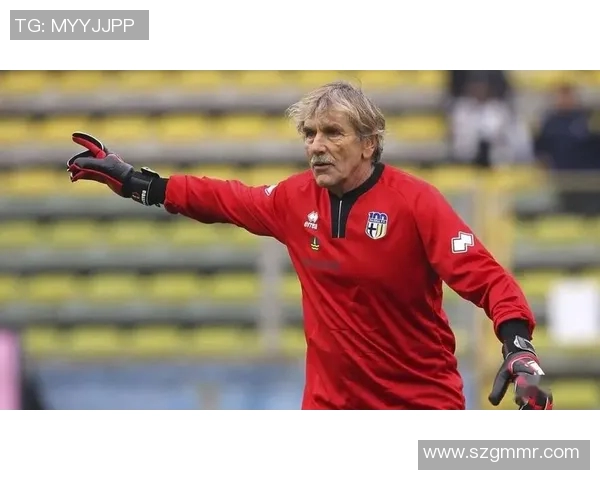 足球明星左前卫的辉煌历程与战术解析带你走进绿茵场的传奇故事